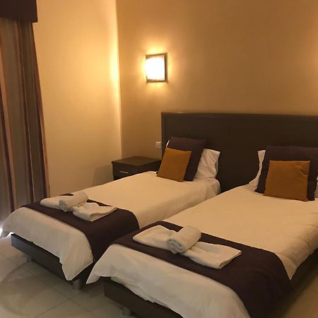 The Windsor Hotel Sliema Esterno foto