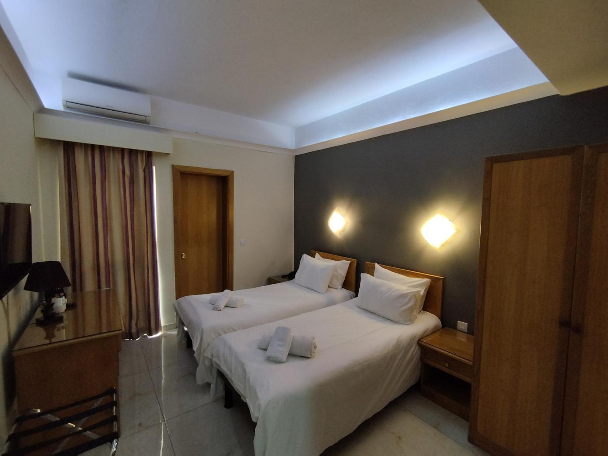 The Windsor Hotel Sliema Esterno foto