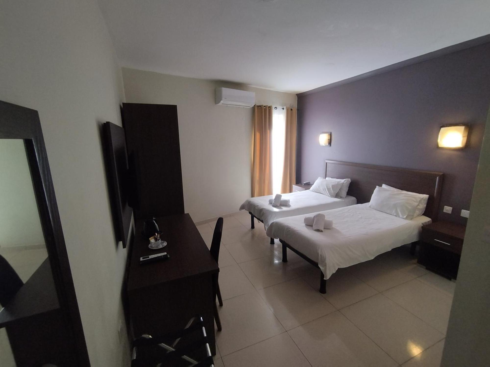 The Windsor Hotel Sliema Esterno foto
