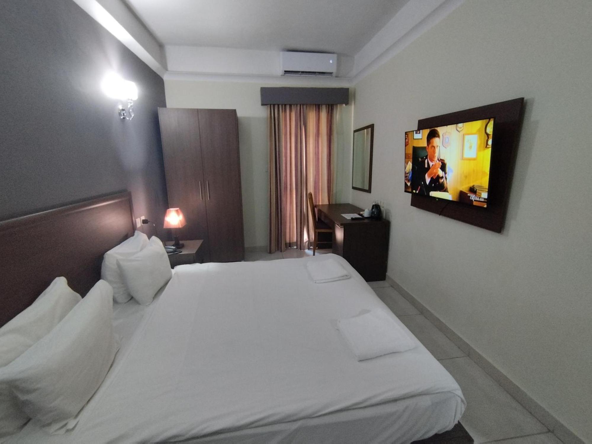 The Windsor Hotel Sliema Esterno foto