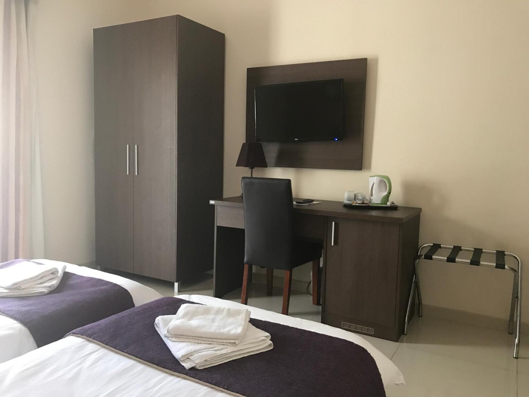 The Windsor Hotel Sliema Esterno foto