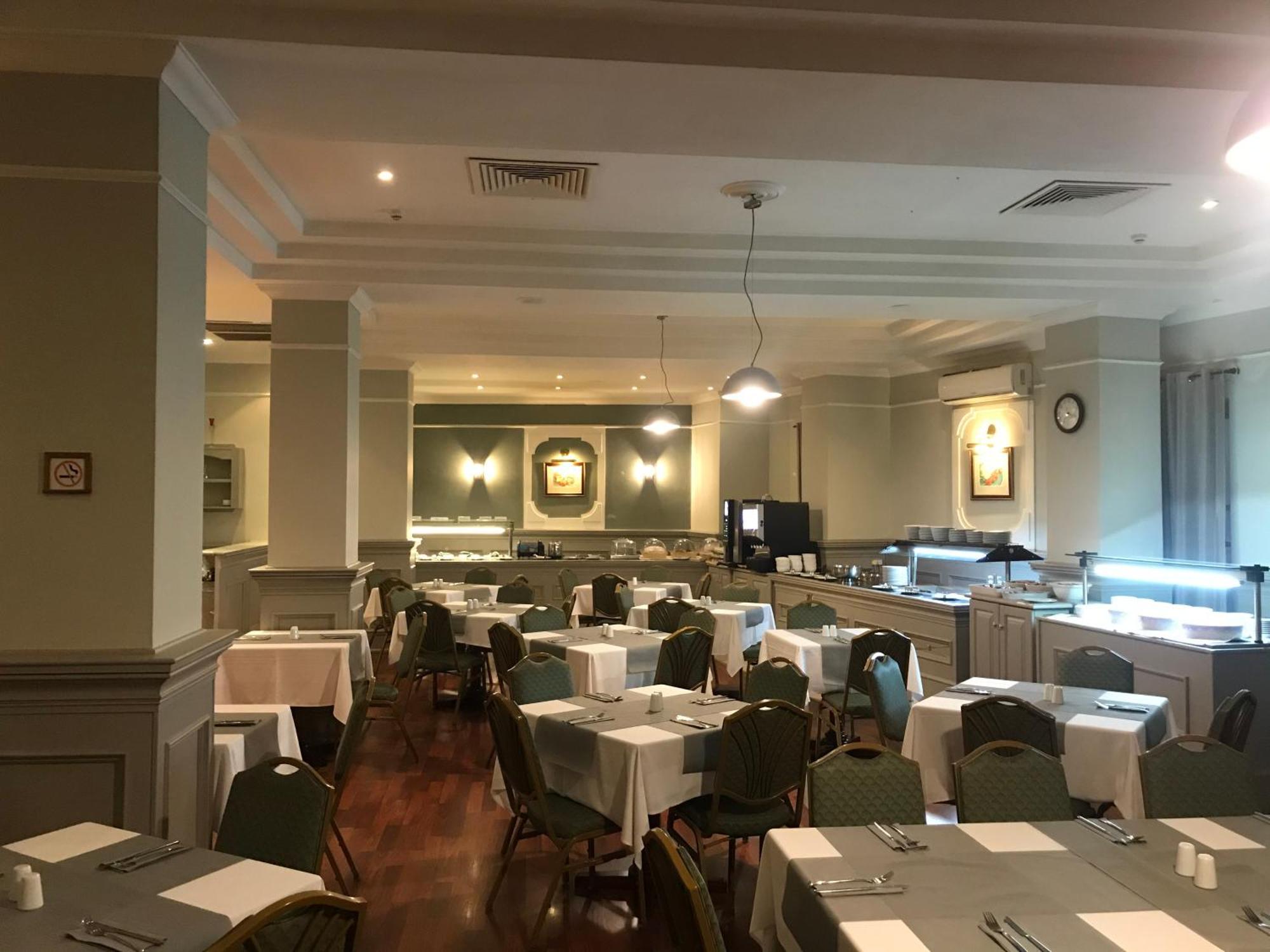 The Windsor Hotel Sliema Esterno foto