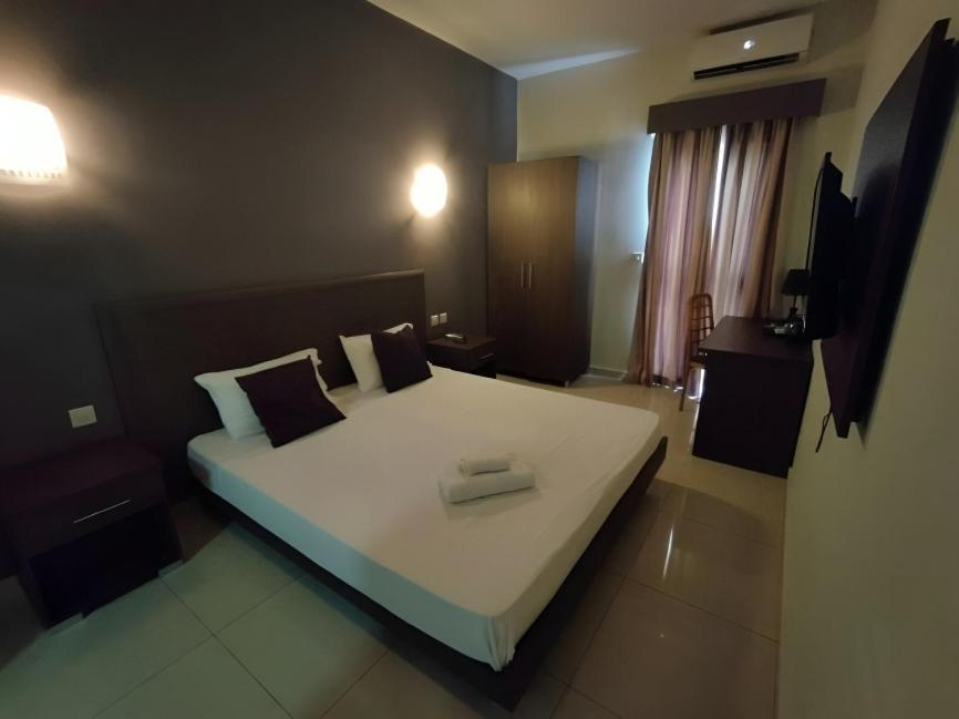 The Windsor Hotel Sliema Esterno foto